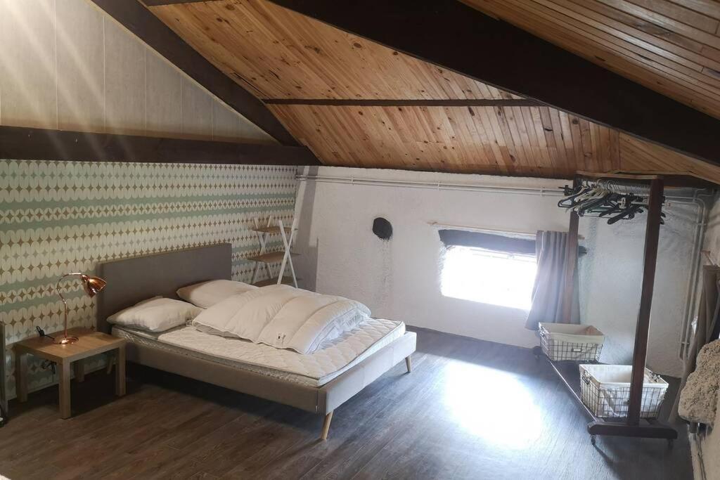Le Moulin De Chante Oiseau Borne Экстерьер фото